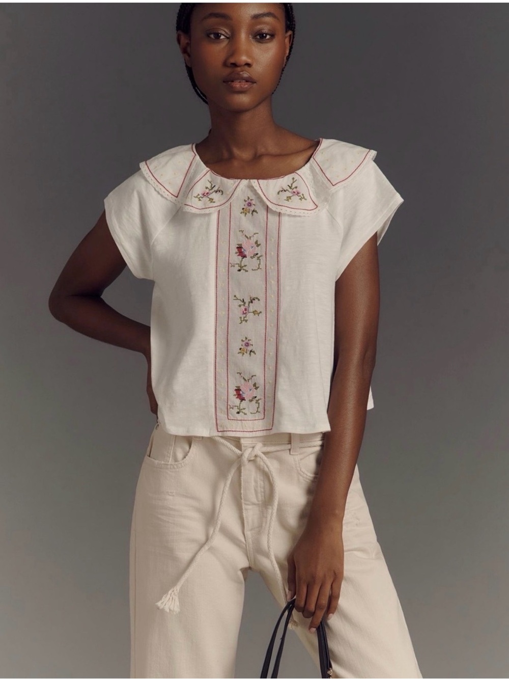 Anthropologie NWOT Floral Embroidered Peter Pan Collar Top in White. Size M